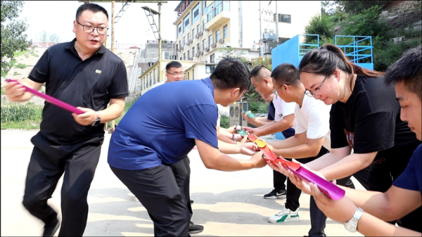 哈唯西柏坡会议|逆势增长，向新出发